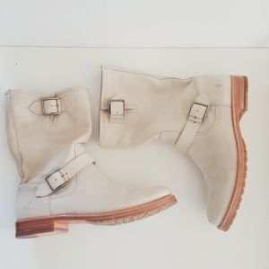 Frye Shoes - NWOT FRYE IVORY TALL NATALIE LEATHER BOOTS Frye Shoes - NWOT FRYE IVORY TALL NATALIE LEATHER BOOTS